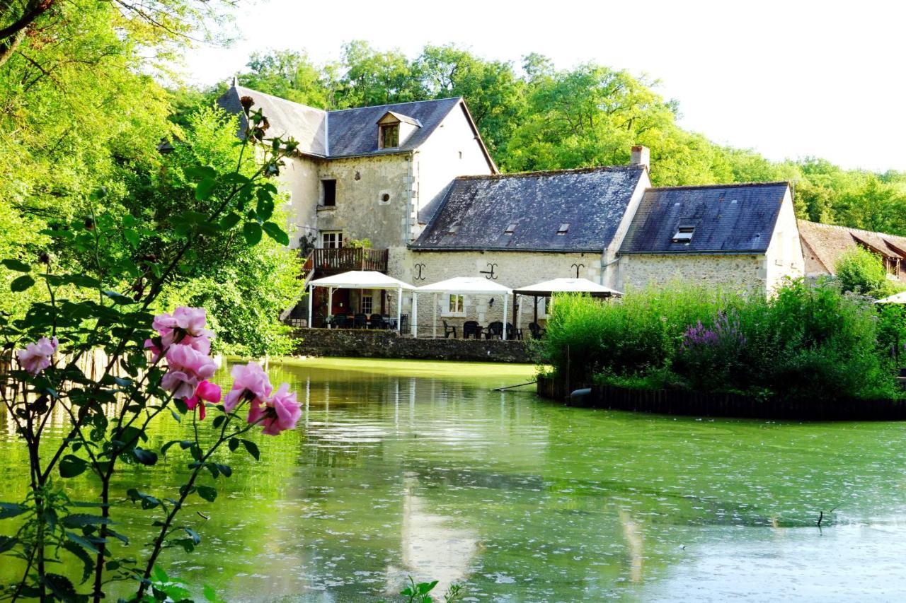 Le Moulin De La Planche Bed & Breakfast Cerelles Exterior foto