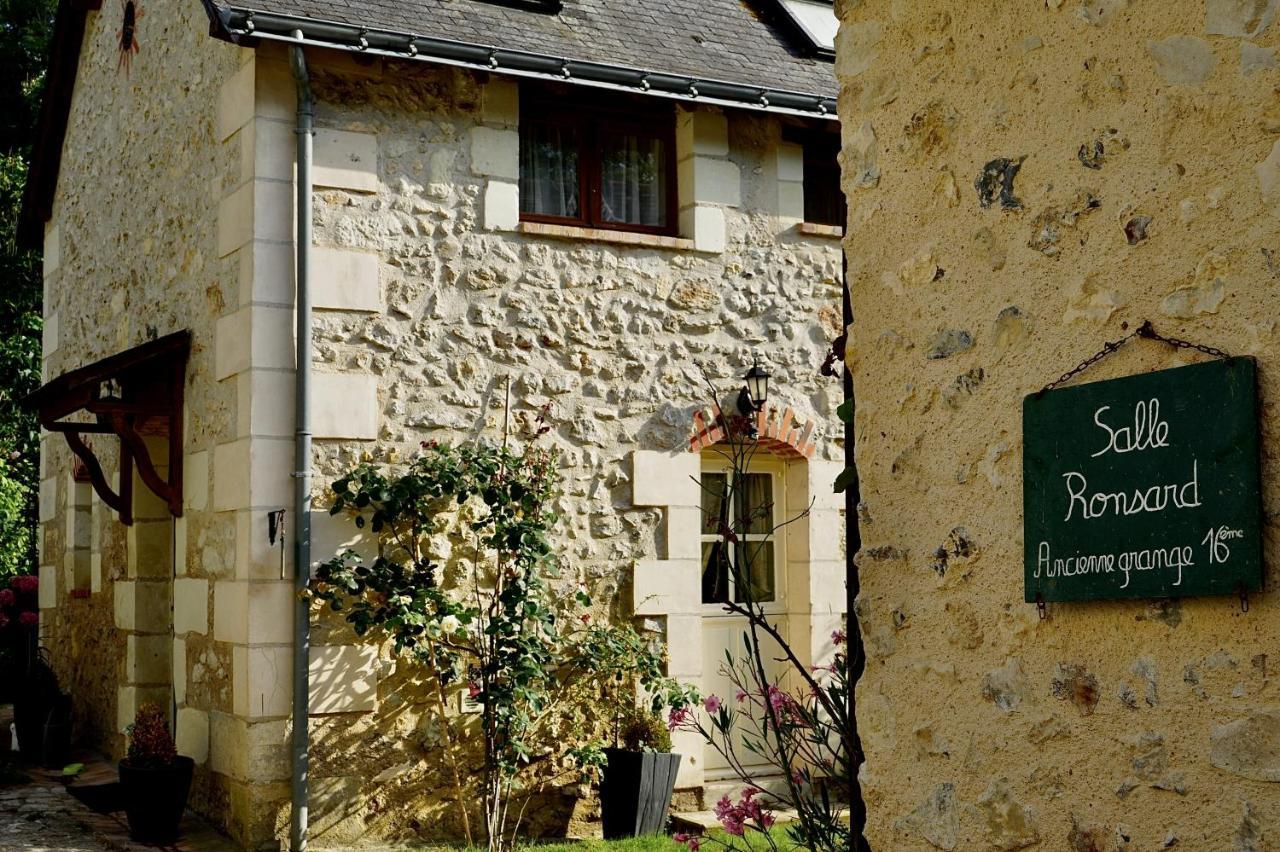 Le Moulin De La Planche Bed & Breakfast Cerelles Exterior foto