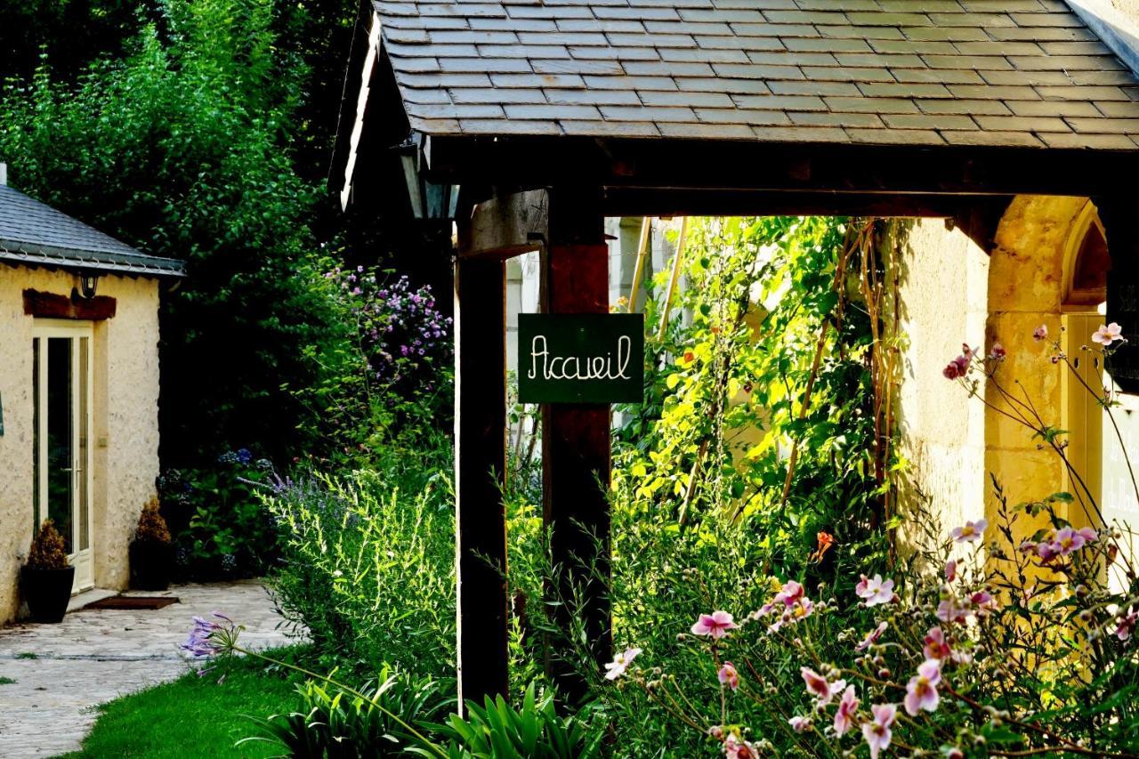 Le Moulin De La Planche Bed & Breakfast Cerelles Exterior foto