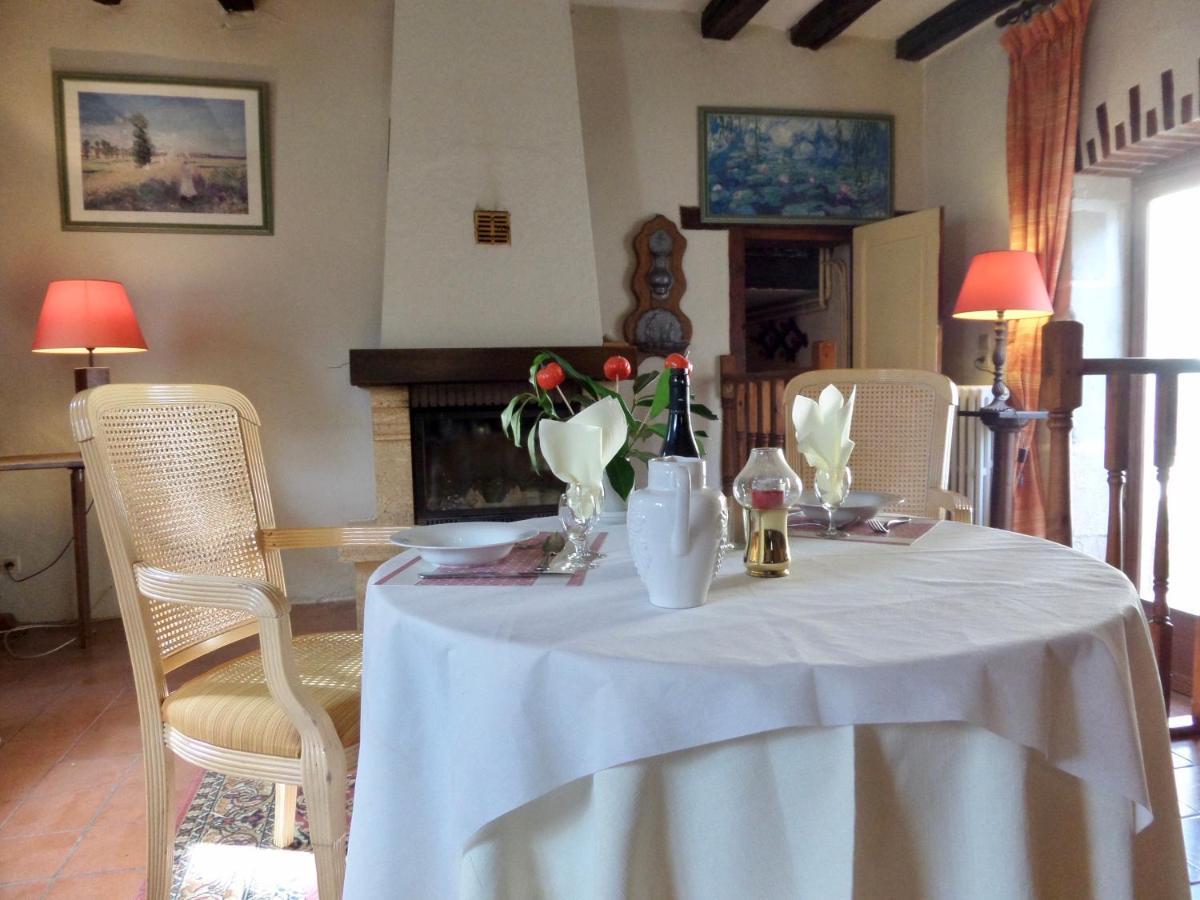 Le Moulin De La Planche Bed & Breakfast Cerelles Exterior foto