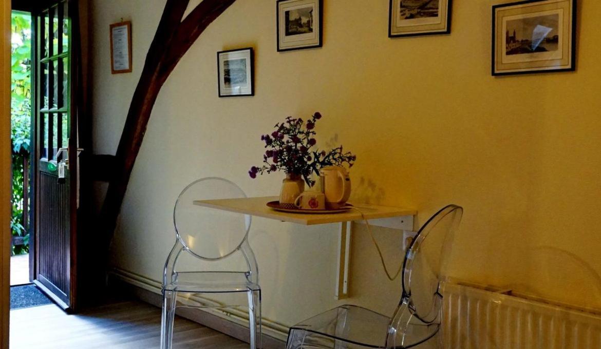 Le Moulin De La Planche Bed & Breakfast Cerelles Exterior foto